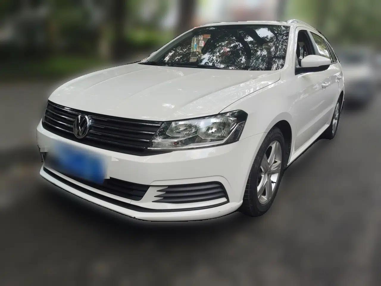 Volkswagen Gran Lavida 2017 1.6L Automatic Fashion Edition — миниатюра 1