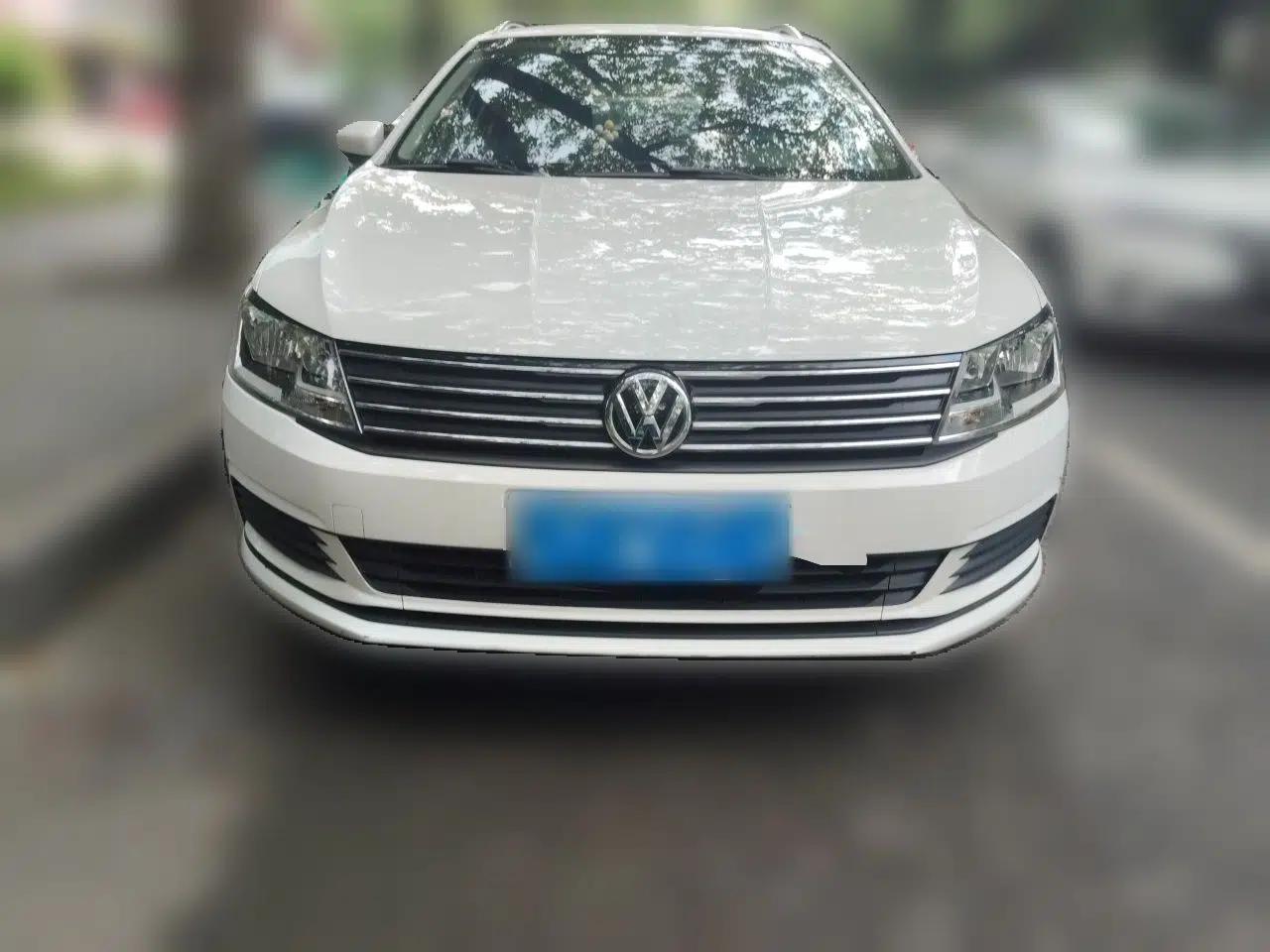 Volkswagen Gran Lavida 2017 1.6L Automatic Fashion Edition — миниатюра 2