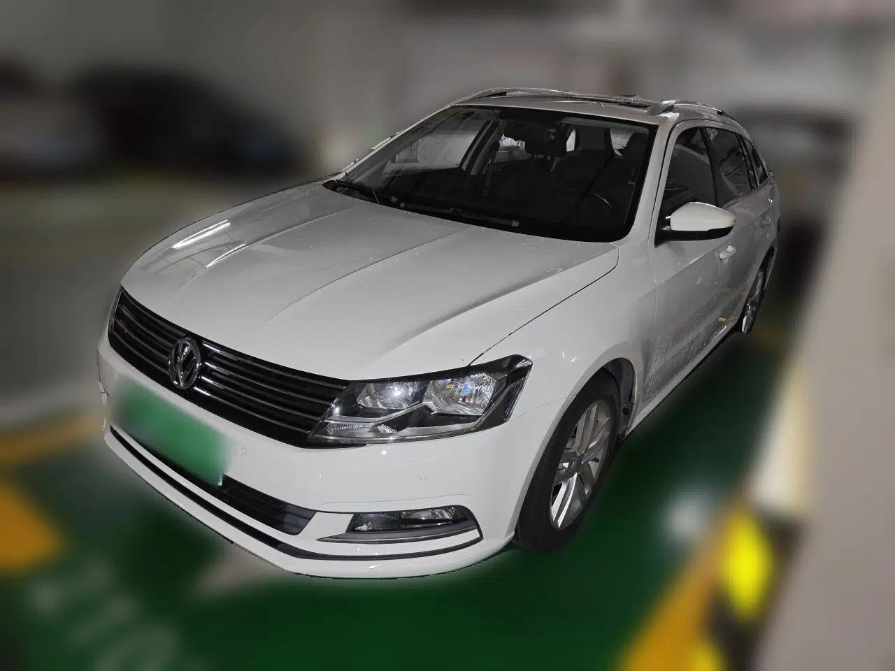 Volkswagen Gran Lavida 2015 1.6L Automatic Comfort Edition — миниатюра 1