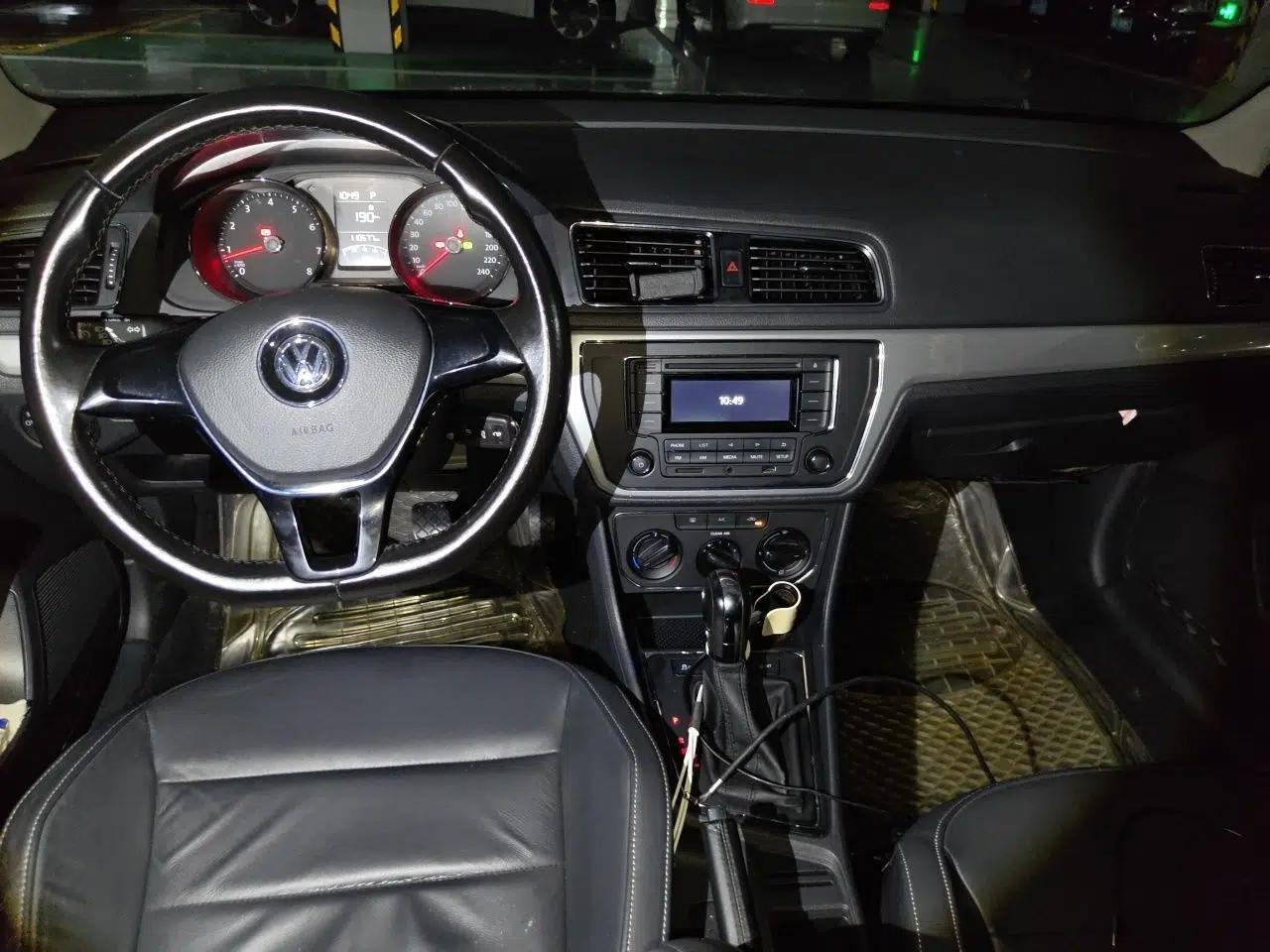Volkswagen Gran Lavida 2015 1.6L Automatic Comfort Edition — миниатюра 9