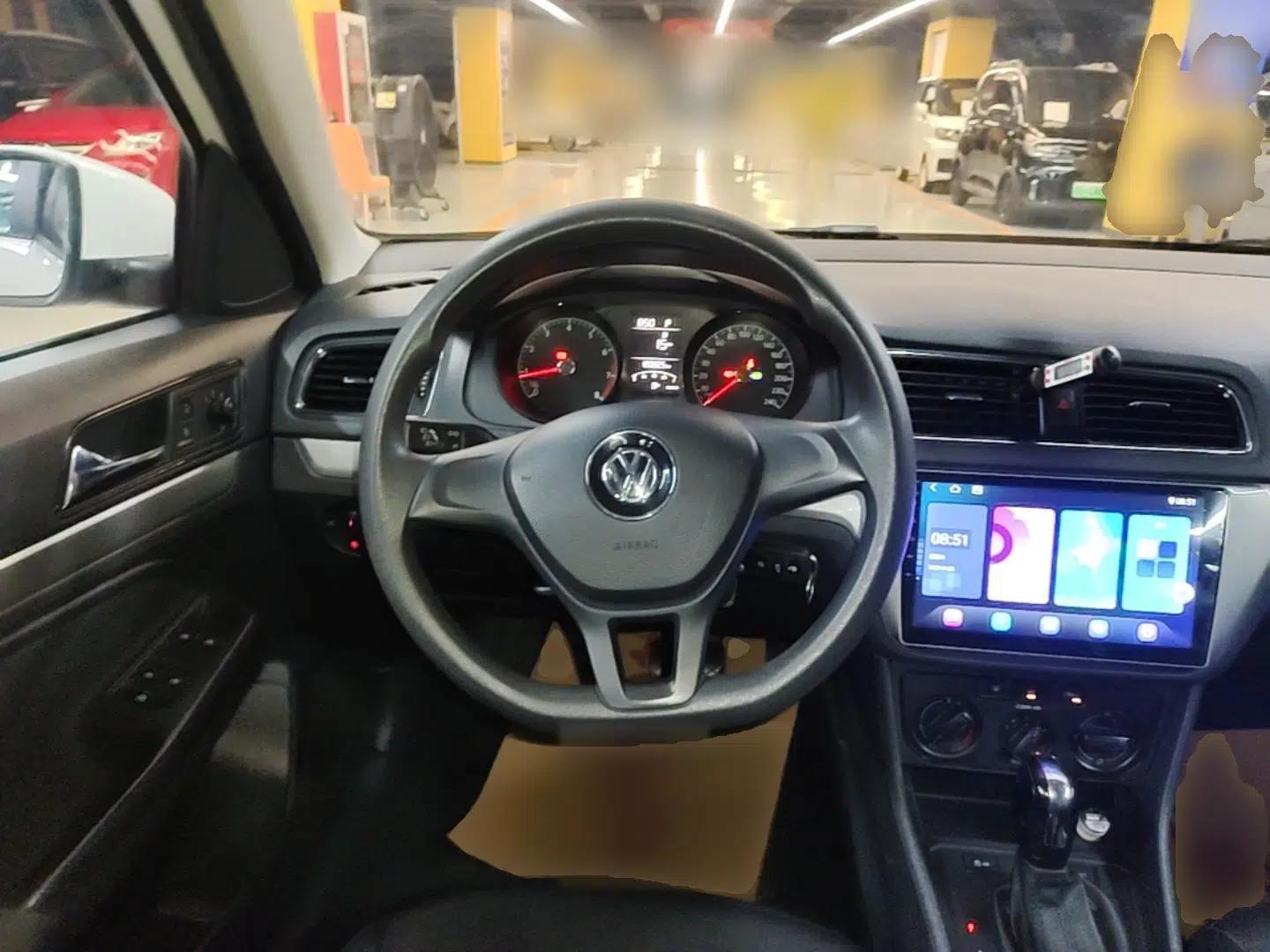 Volkswagen Gran Lavida 2015 1.6L Automatic Fashion Edition — миниатюра 18