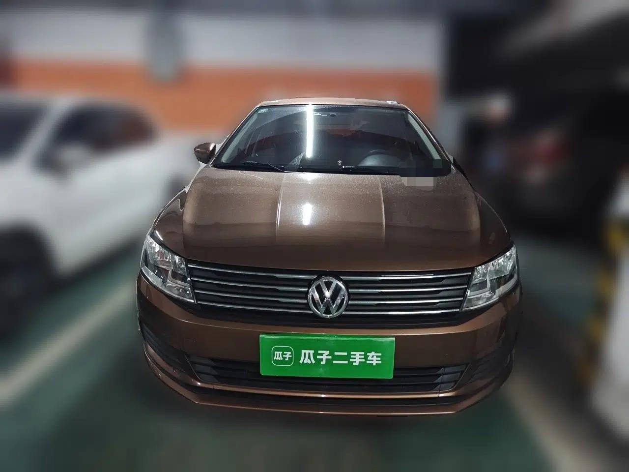 Volkswagen Gran Lavida 2015 1.6L Automatic Fashion Edition — миниатюра 2