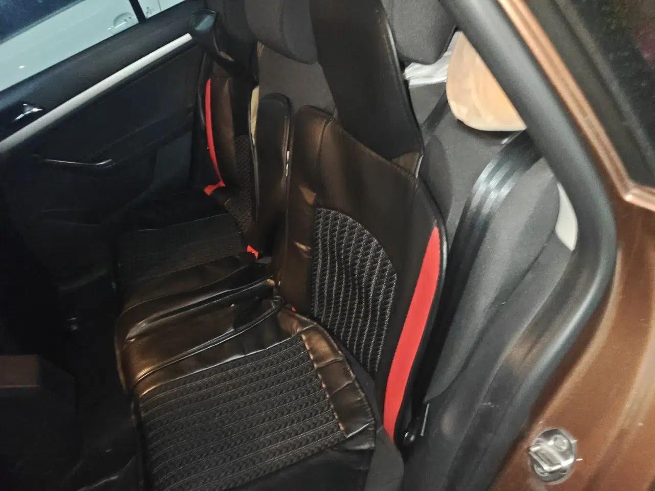 Volkswagen Gran Lavida 2015 1.6L Automatic Fashion Edition — миниатюра 17