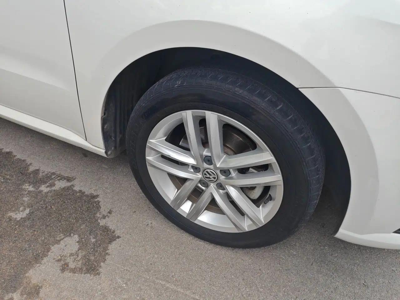 Volkswagen Gran Lavida 2015 1.6L Automatic Comfort Edition — миниатюра 8