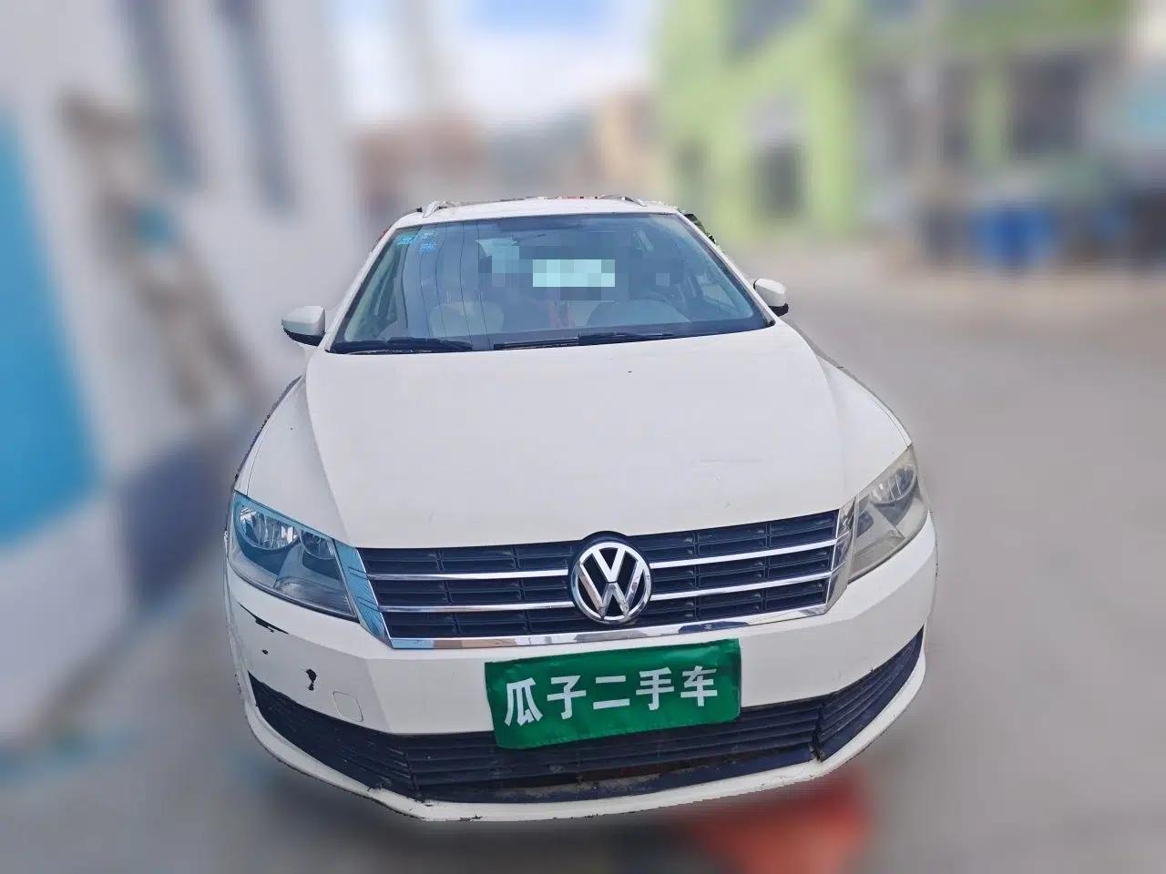 Volkswagen Gran Lavida 2013 1.6L Automatic Fashion Model — миниатюра 2