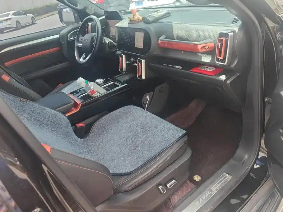 Haval Big Dog 2021 Facelift 2.0T DCT 4WD Howling Dog Edition — миниатюра 8