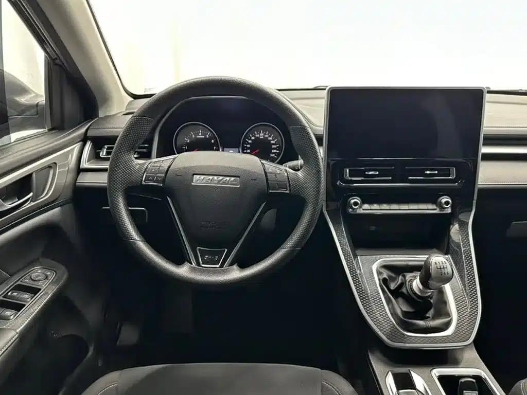 Haval M6 2021 PLUS 1.5T Manual Elite Intelligent Connectivity Edition — миниатюра 13
