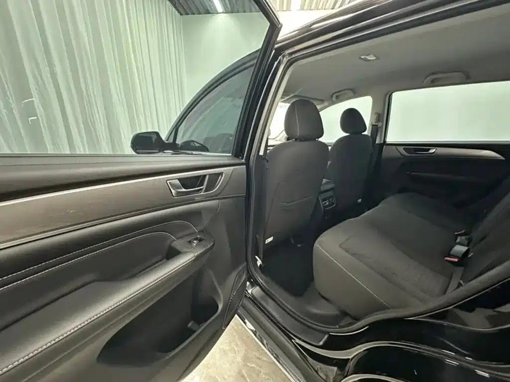 Haval M6 2021 PLUS 1.5T Manual Elite Intelligent Connectivity Edition — миниатюра 8