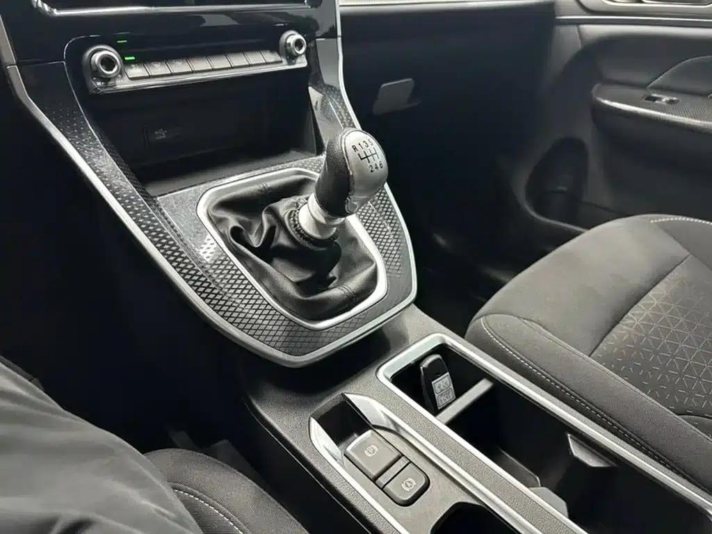 Haval M6 2021 PLUS 1.5T Manual Elite Intelligent Connectivity Edition — миниатюра 10