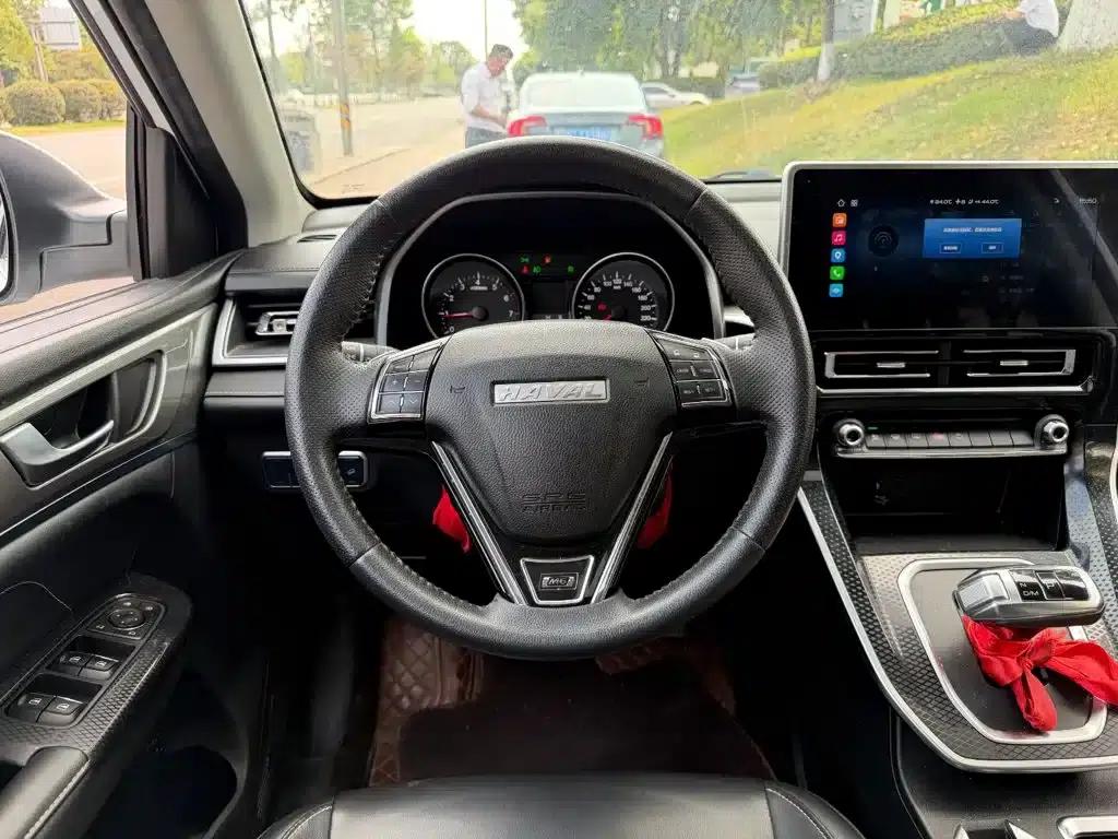 Haval M6 2021 PLUS 1.5T DCT Elite Intelligent Connectivity Edition — миниатюра 14