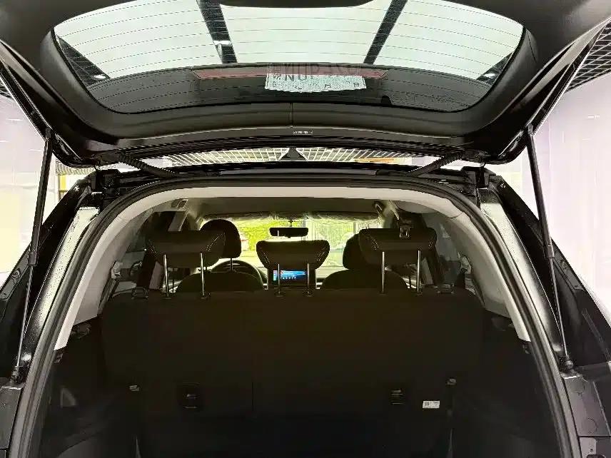 Haval M6 2023 PLUS 1.5T Manual Luxury Intelligent Connectivity Edition — миниатюра 19