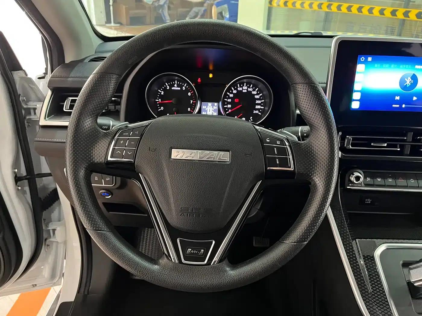 Haval M6 2021 PLUS 1.5T DCT Elite Intelligent Connectivity Edition — миниатюра 12