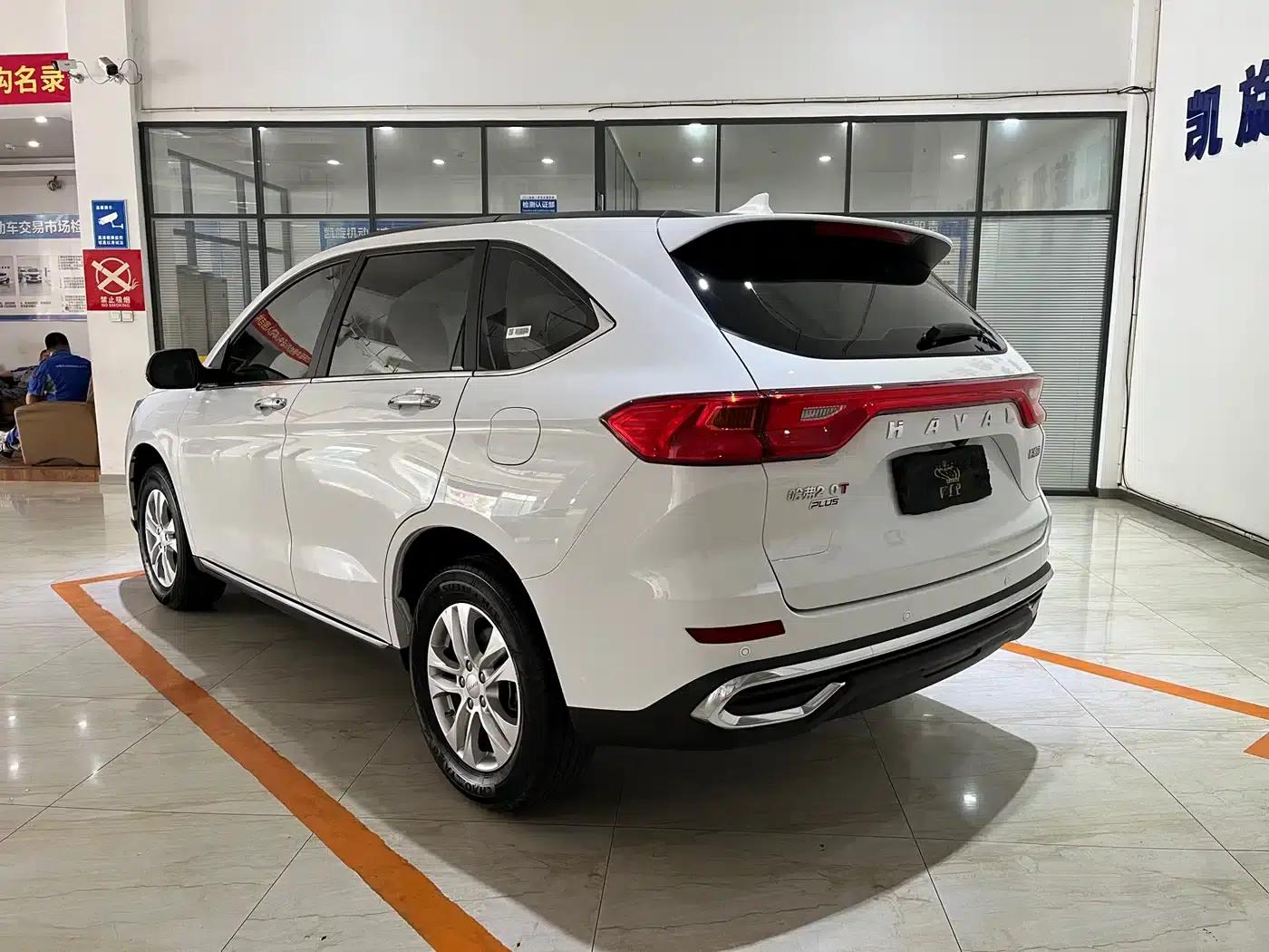 Haval M6 2021 PLUS 1.5T DCT Elite Intelligent Connectivity Edition — миниатюра 6