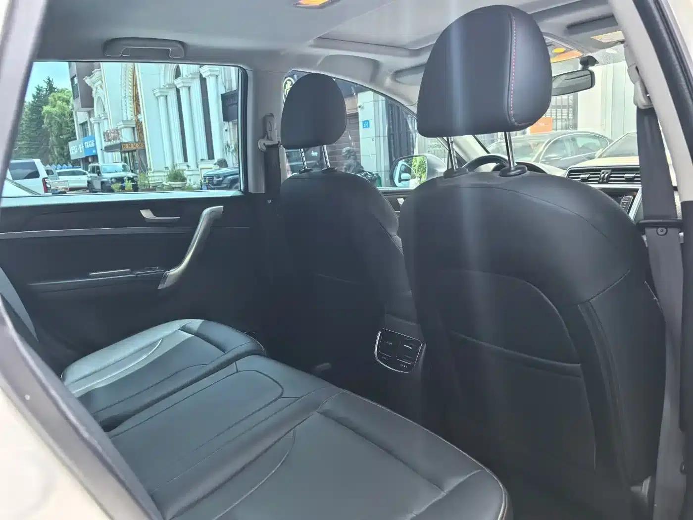 Haval M6 2021 PLUS 1.5T DCT Elite Intelligent Connectivity Edition — миниатюра 9