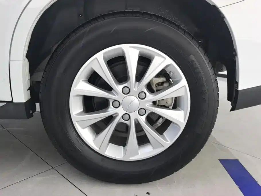 Haval M6 2021 PLUS 1.5T DCT Luxury Intelligent Connectivity Edition — миниатюра 6