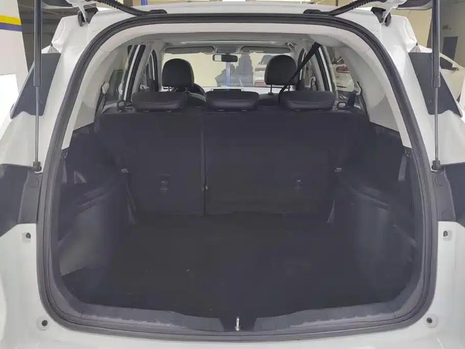 Haval M6 2019 1.5T DCT 2WD Value Edition (National VI Emission Standard) — миниатюра 4