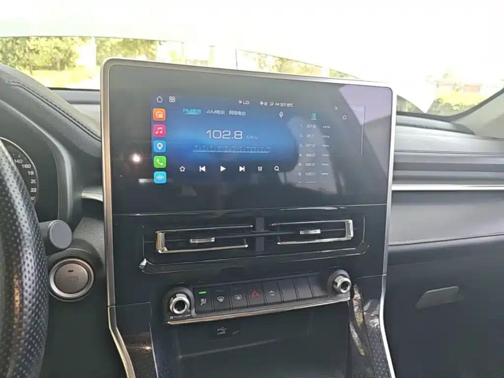 Haval M6 2021 PLUS 1.5T DCT Luxury Intelligent Connectivity Edition — миниатюра 13