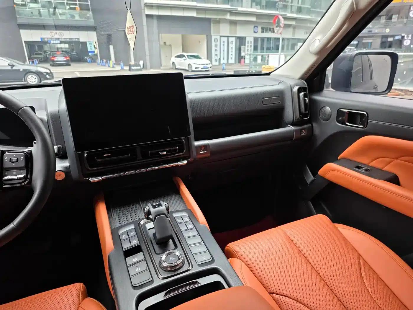 Haval H9 2024 2.0T Gasoline 4WD Ultimate Edition — миниатюра 12