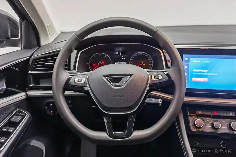 Jetta VS5 2024 280TSI Manual Pioneer Edition — миниатюра 13