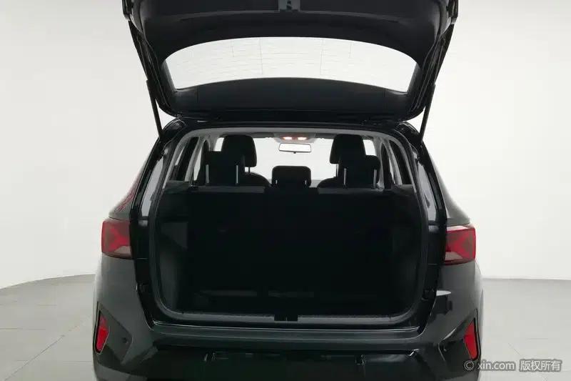 Jetta VS5 2024 280TSI Manual Pioneer Edition — миниатюра 23