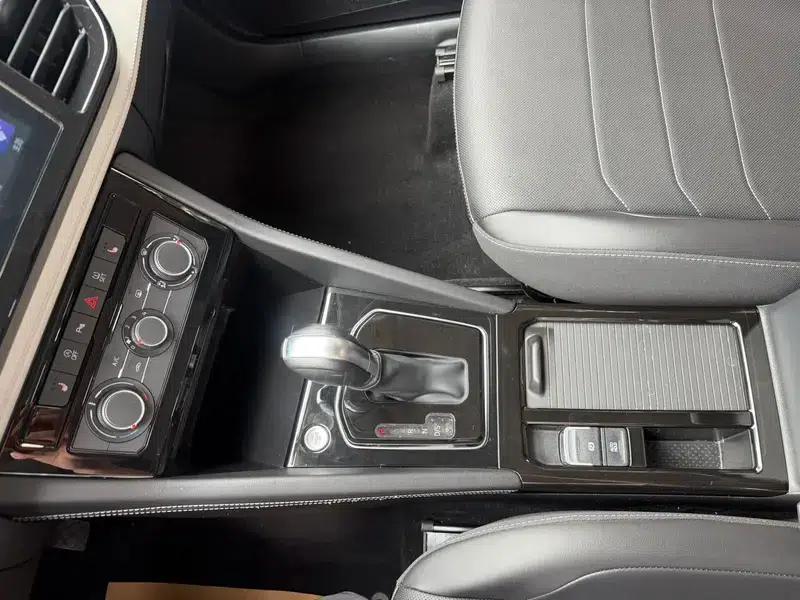 Jetta VS5 2023 280TSI Automatic Enjoy Edition — миниатюра 16