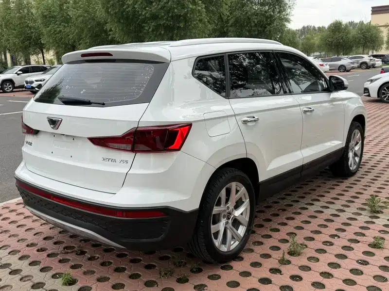 Jetta VS5 2023 280TSI Automatic Enjoy Edition — миниатюра 6