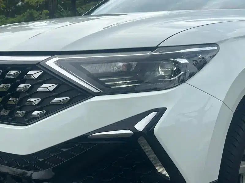 Jetta VS5 2023 280TSI Automatic Entry-Level Edition — миниатюра 11