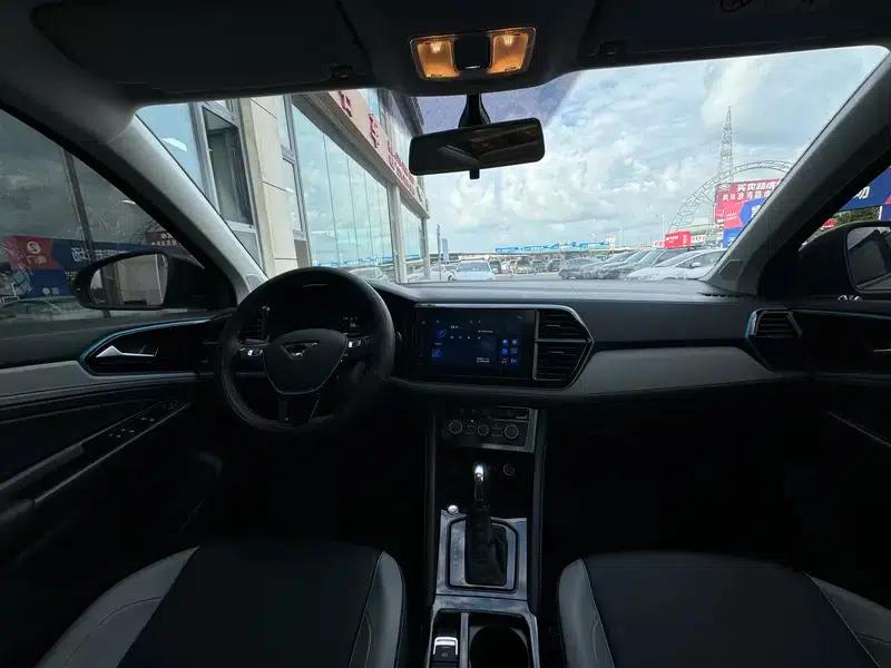 Jetta VS5 2023 280TSI Automatic High-Gloss Enjoy Edition — миниатюра 8