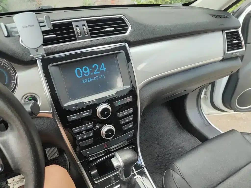 Haval H2 2017 Red Label 1.5T Automatic Two-Wheel Drive Elite — миниатюра 9