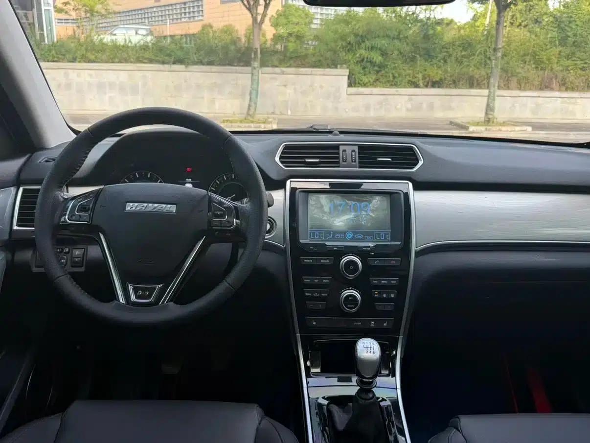 Haval H2 2016 Red Label 1.5T Manual 2WD Luxury — миниатюра 13