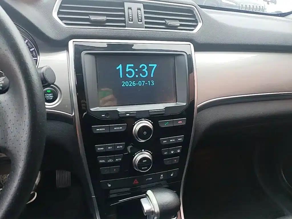 Haval H2 2017 Red Label 1.5T Automatic Two-Wheel Drive Luxury Edition — миниатюра 13