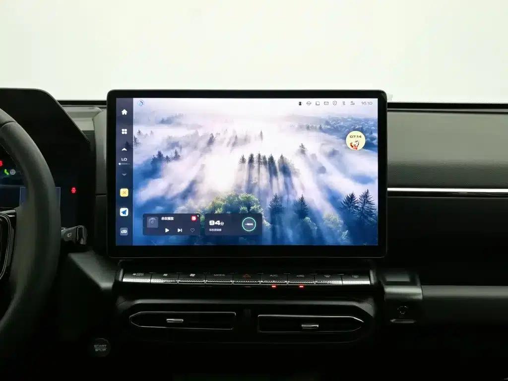 Haval Big Dog PLUS 2023 1.5T 2WD Trendy Wild Edition Plus — миниатюра 12