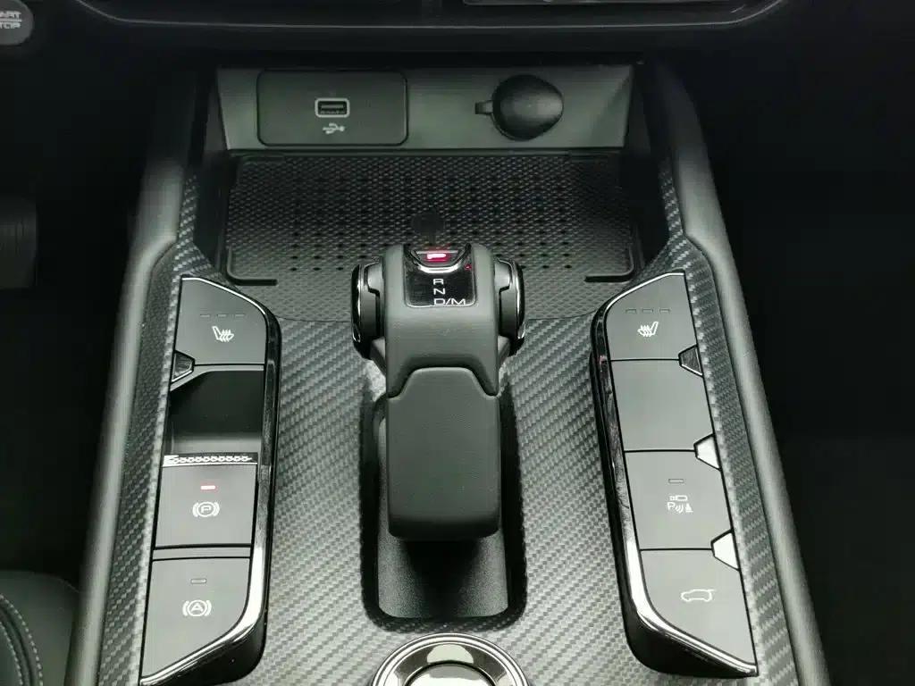 Haval Big Dog PLUS 2023 1.5T 2WD Trendy Wild Edition Plus — миниатюра 13