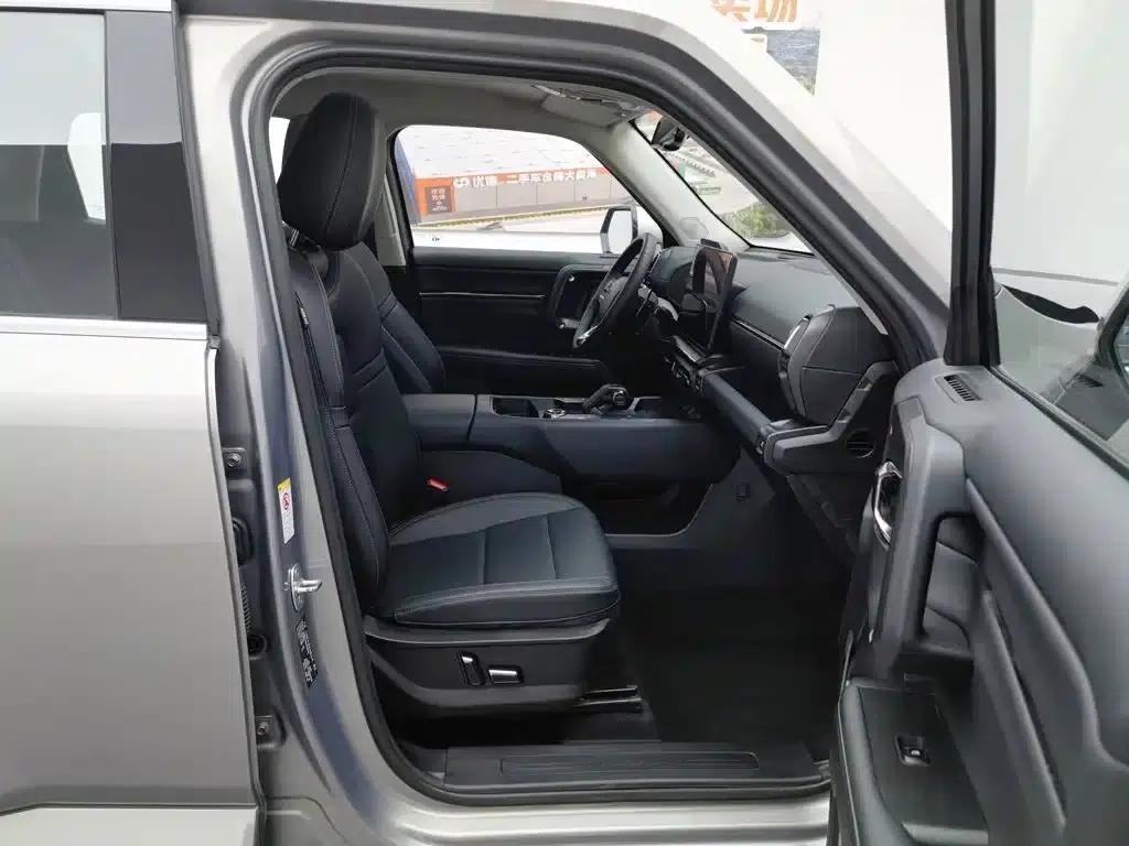 Haval Big Dog PLUS 2023 1.5T 2WD Trendy Wild Edition Plus — миниатюра 23