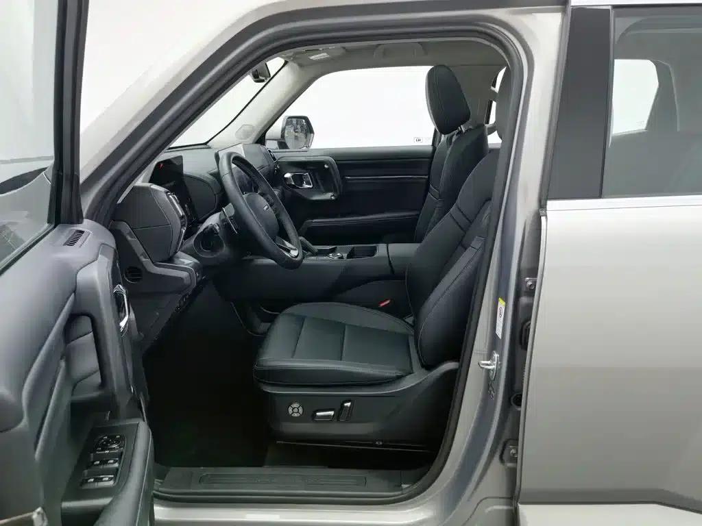 Haval Big Dog PLUS 2023 1.5T 2WD Trendy Wild Edition Plus — миниатюра 10