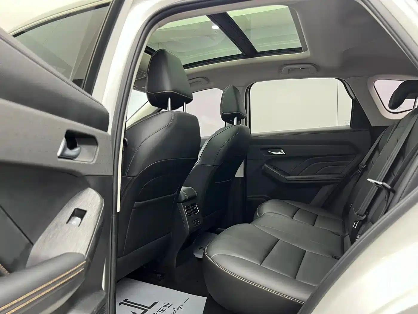 Haval Chitu 2022 Enjoy Edition 1.5T Bronze Rabbit — миниатюра 8