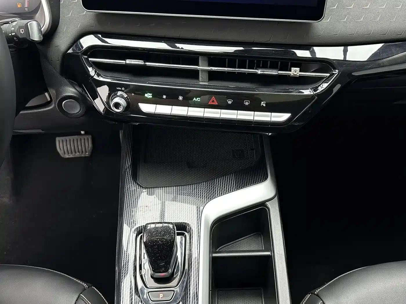 Haval Chitu 2022 Enjoy Edition 1.5T Bronze Rabbit — миниатюра 16