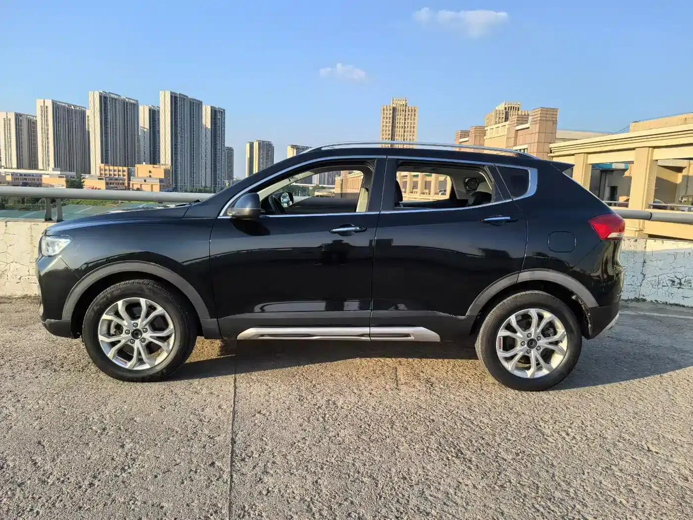Haval H2s 2017 Red Label 1.5T Dual-Clutch Elite — миниатюра 3