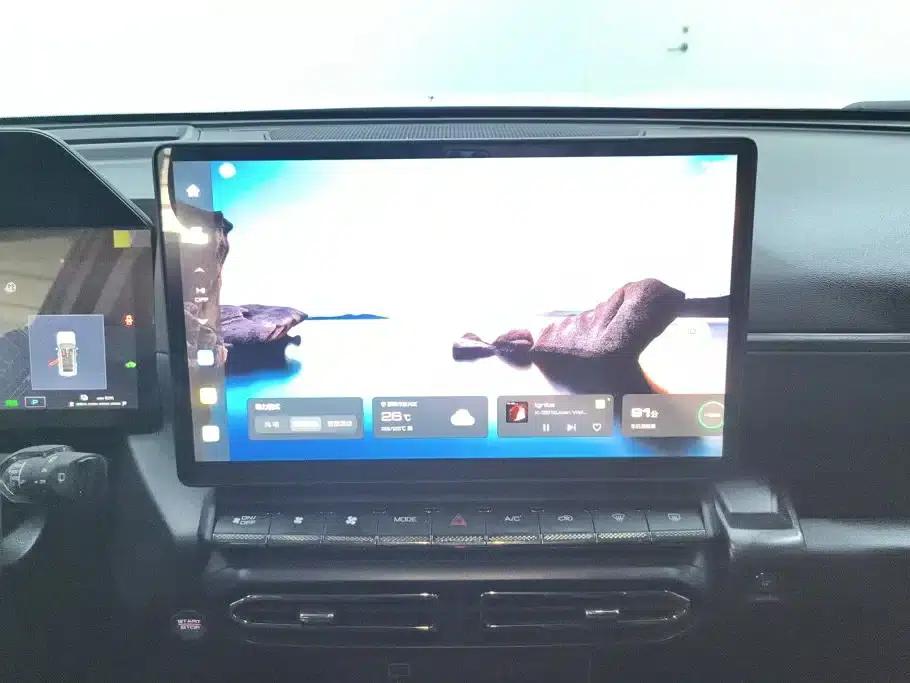 Haval Big Dog PLUS New Energy 2023 DHT-PHEV 105km Trendy Electric Edition Plus — миниатюра 13