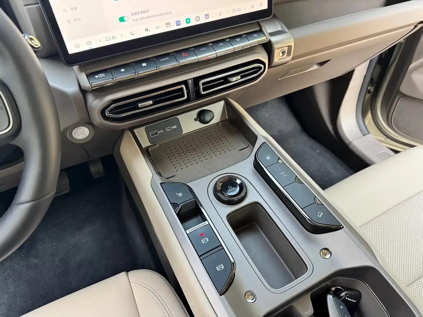 Haval Big Dog PLUS New Energy 2026 Hi4 150km Trendy Electric Edition — миниатюра 16