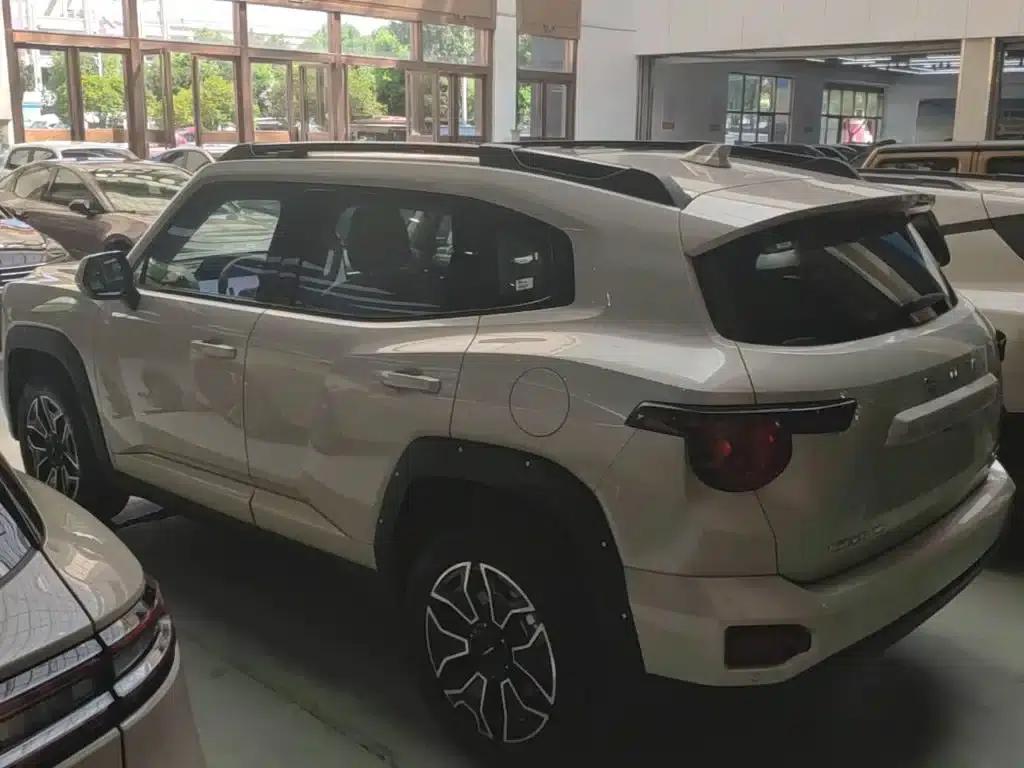 Haval Big Dog PLUS New Energy 2026 Hi4 150km Trendy Electric Edition — миниатюра 5