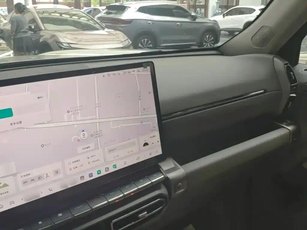 Haval Big Dog PLUS New Energy 2026 Hi4 150km Trendy Electric Edition — миниатюра 10