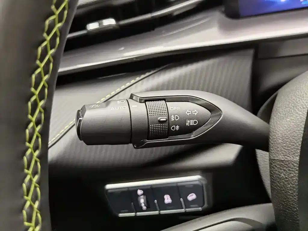 Haval H6S 2022 2.0T 2WD Joyful Edition — миниатюра 21