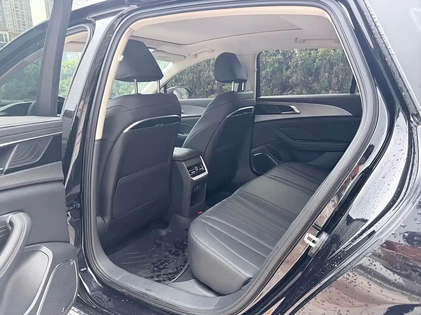 Hongqi H5 2023 1.5T DCT Intelligent Flagship Edition — миниатюра 6