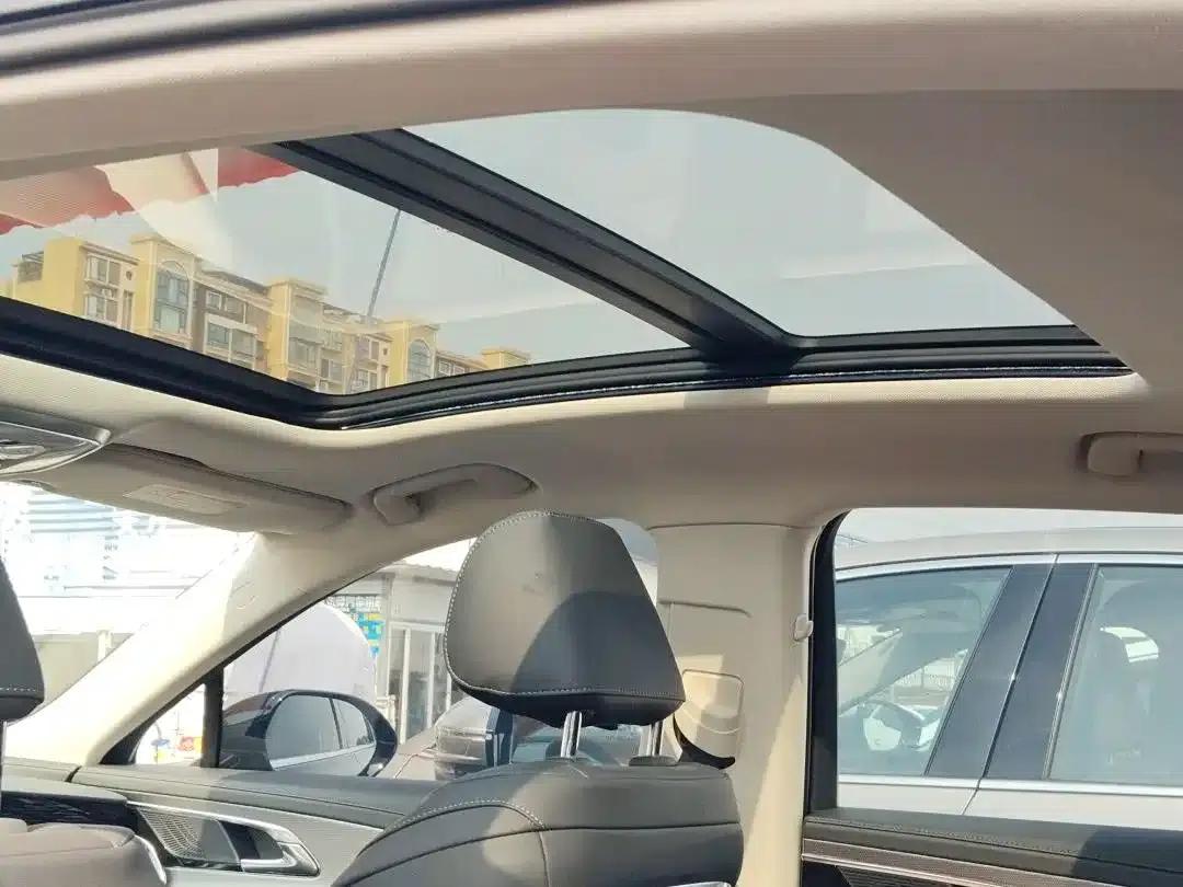 Hongqi H5 2023 1.5T DCT Intelligent Flagship Edition — миниатюра 8