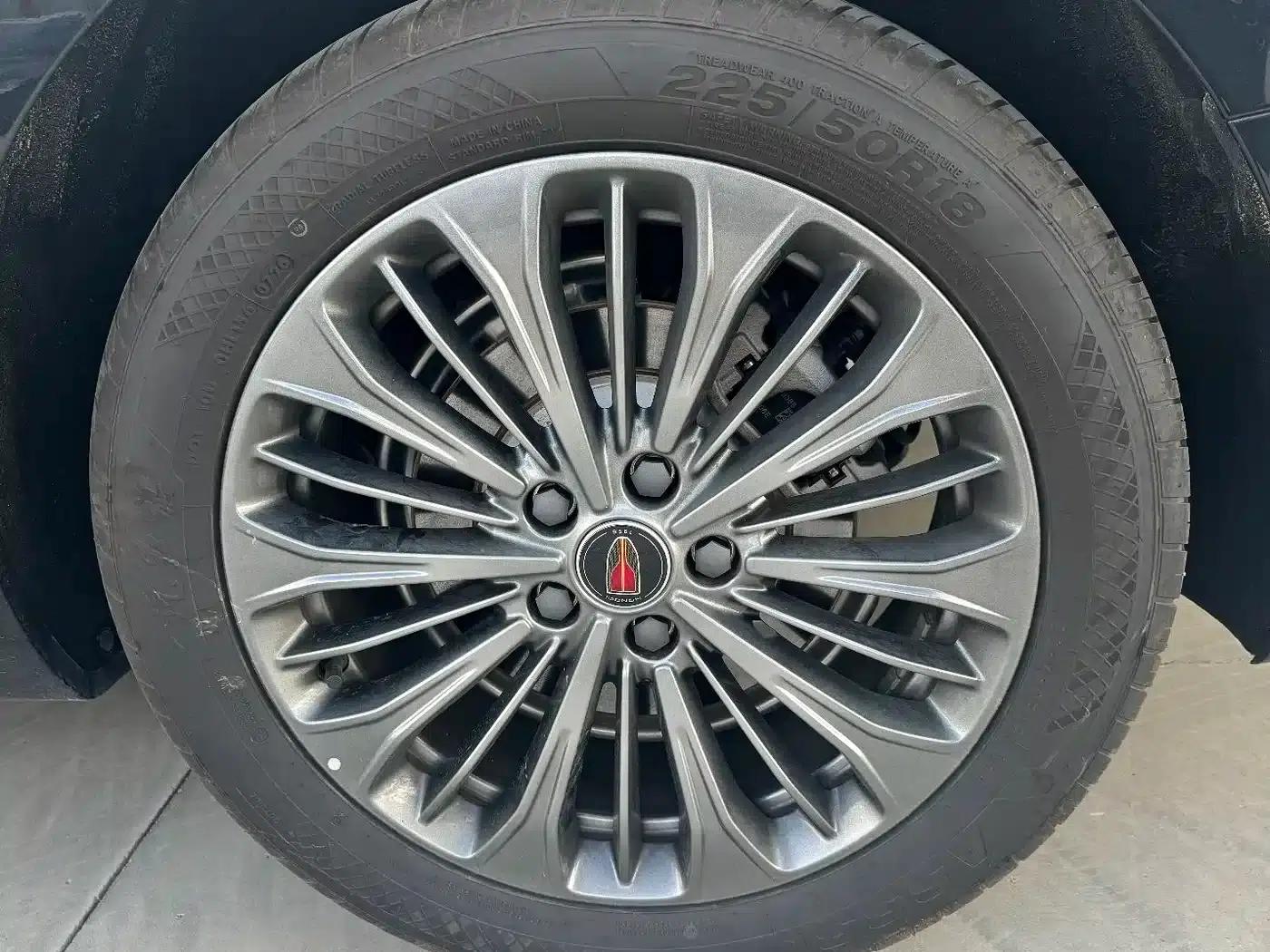Hongqi H5 2026 2.0T Automatic Flagship Pro Edition — миниатюра 17