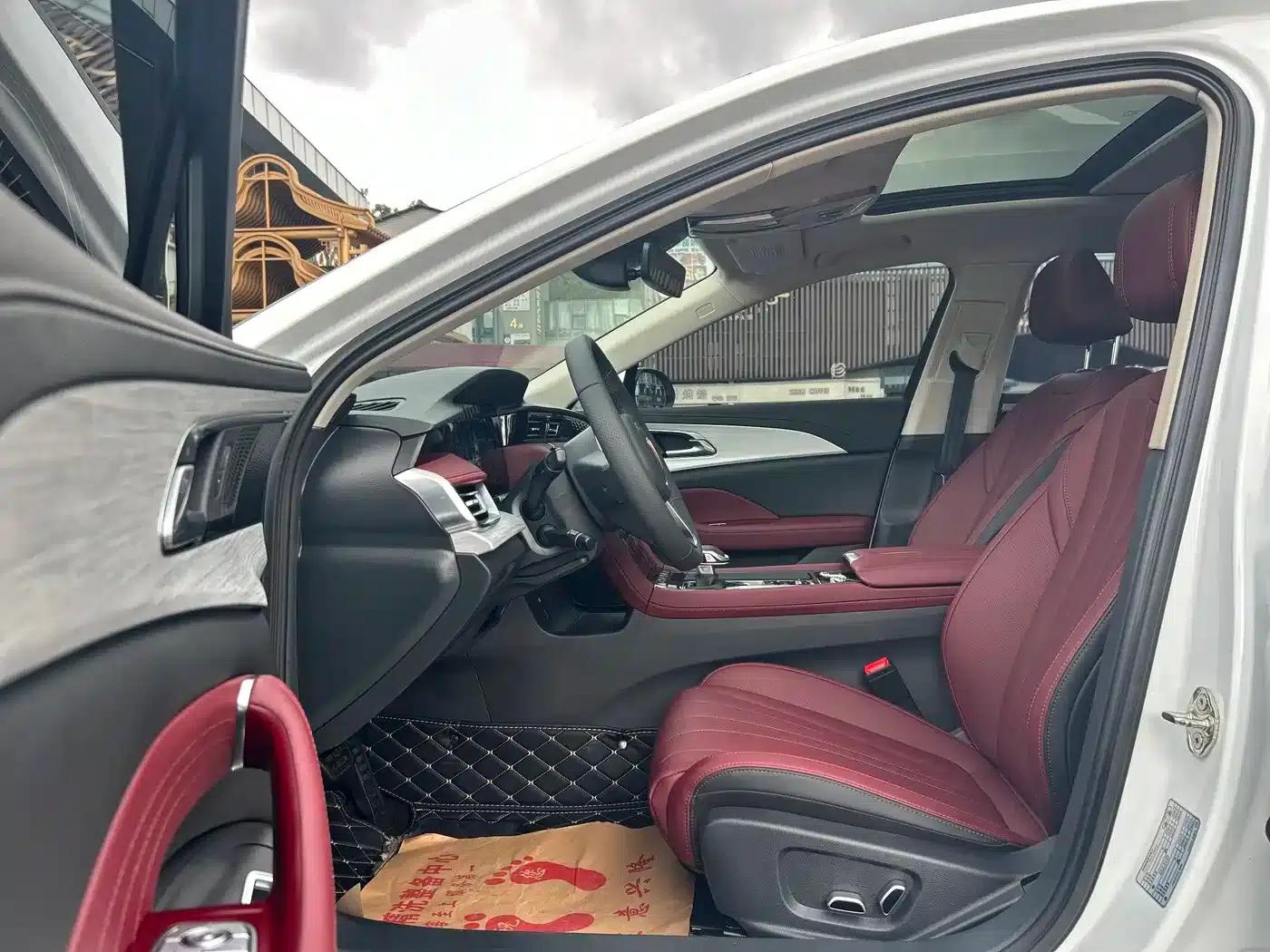 Hongqi H5 2025 2.0T Automatic Flagship Edition — миниатюра 7