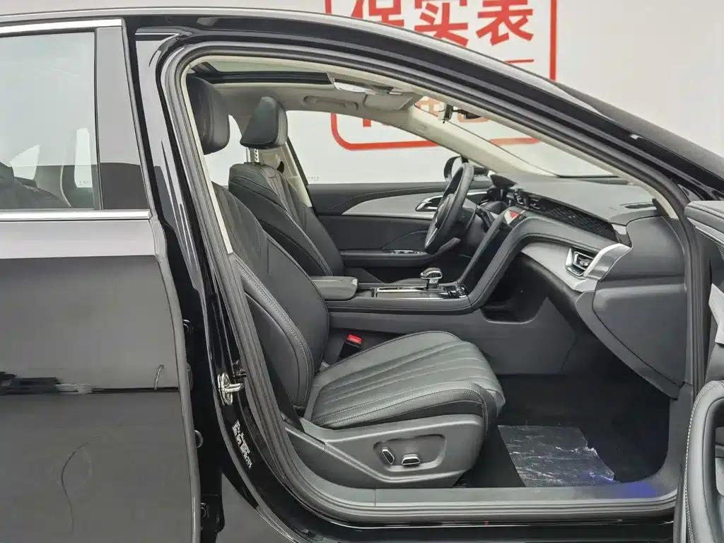 Hongqi H5 2025 1.5T DCT Flag Edition — миниатюра 23
