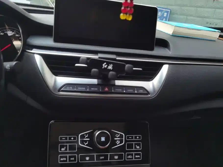 Hongqi H5 2020 1.8T Automatic Intelligent Flagship Edition — миниатюра 12