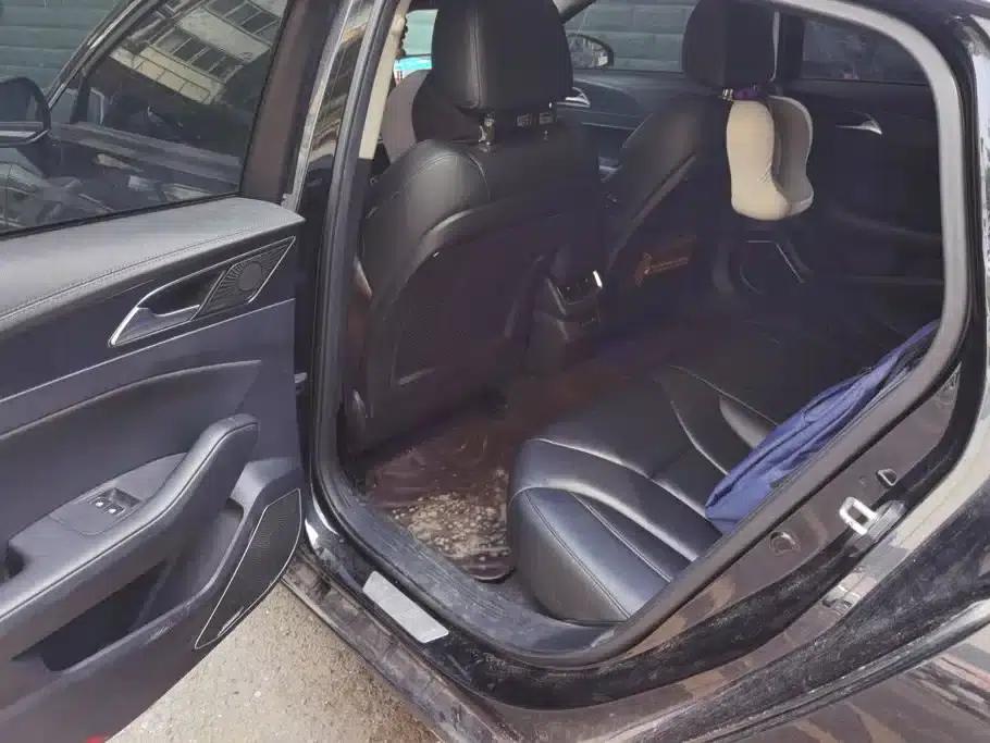 Hongqi H5 2020 1.8T Automatic Intelligent Flagship Edition — миниатюра 10